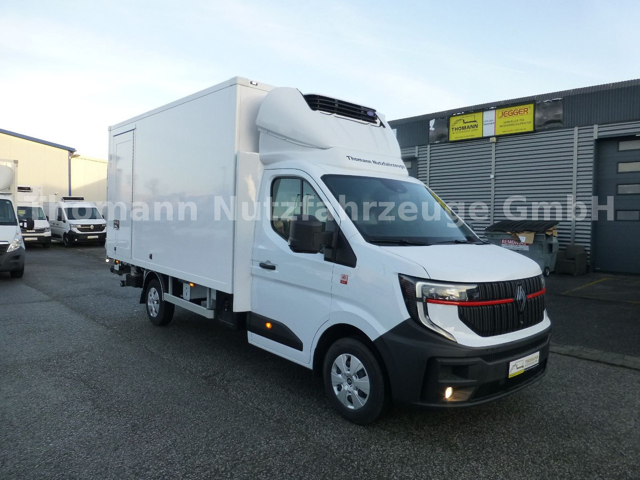 Renault NEW Master Kühlkoffer Xarios 300 BÄR LBW - Refrigerated delivery van: picture 1 Renault NEW Master Kühlkoffer Xarios 300 BÄR LBW - Refrigerated delivery van: picture 1