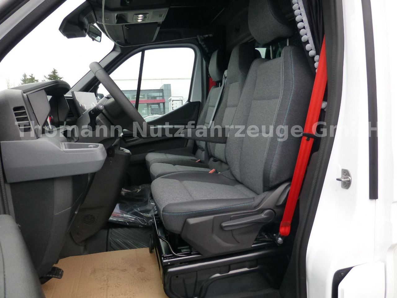 Curtain side van Renault NEW Master Pritsche Plane Schlafkabine: picture 15 Curtain side van Renault NEW Master Pritsche Plane Schlafkabine: picture 15