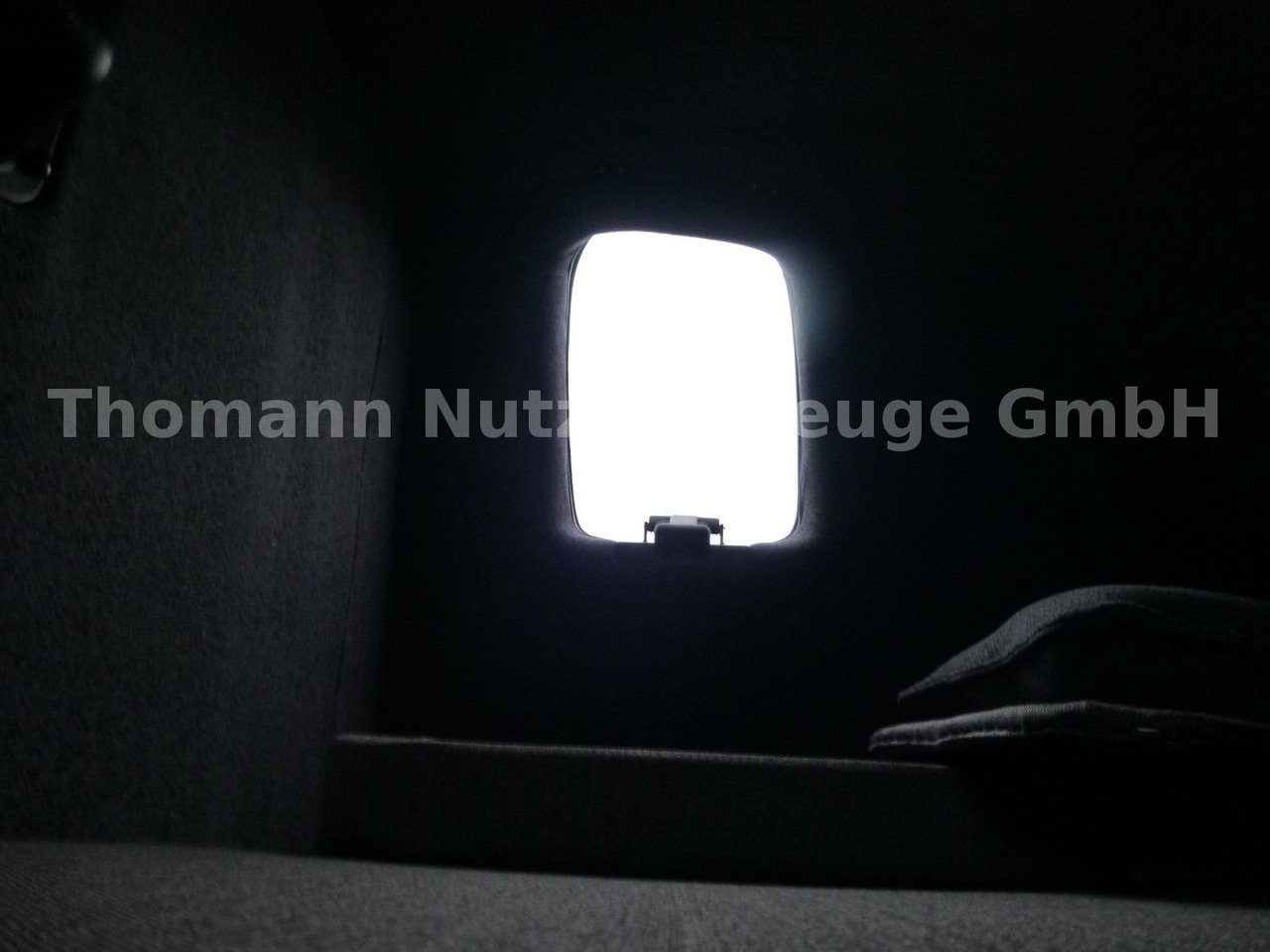 Curtain side van Renault NEW Master Pritsche Plane Schlafkabine: picture 23 Curtain side van Renault NEW Master Pritsche Plane Schlafkabine: picture 23