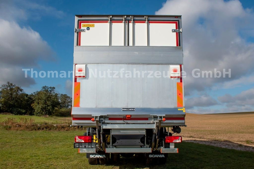 Scania P280 18t Premium Kühlkoffer Supra 850 Scania P280 18t Premium Kühlkoffer Supra 850 - Refrigerated truck: picture 3 Scania P280 18t Premium Kühlkoffer Supra 850 Scania P280 18t Premium Kühlkoffer Supra 850 - Refrigerated truck: picture 3