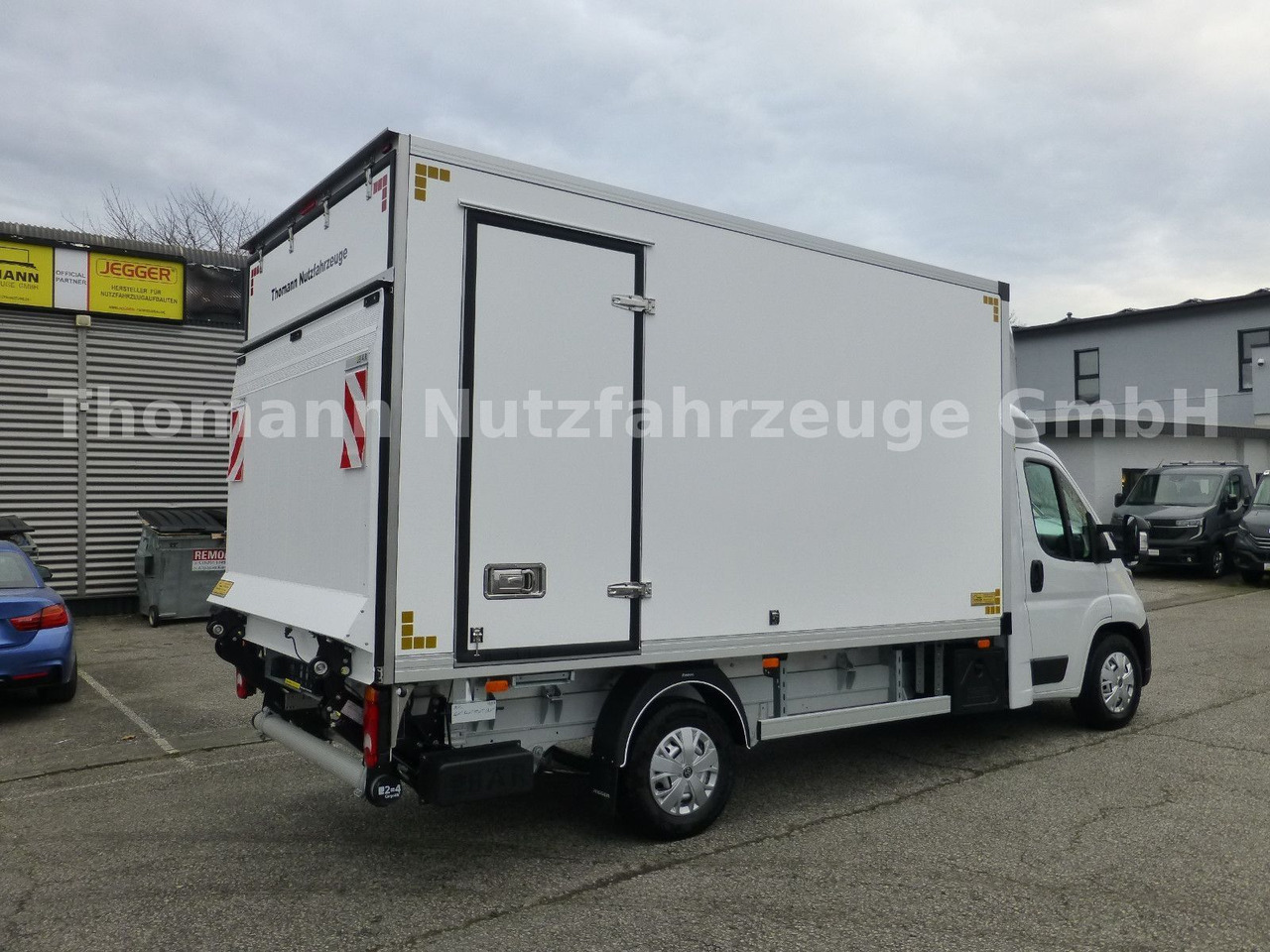 Toyota PROACE MAX Kühlkoffer LBW Xarios 300GH Aut. Navi - Refrigerated delivery van: picture 4 Toyota PROACE MAX Kühlkoffer LBW Xarios 300GH Aut. Navi - Refrigerated delivery van: picture 4