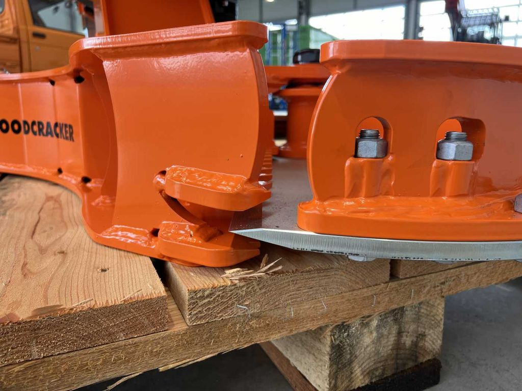 New Attachment for Forestry equipment Westtech Woodcracker C300 Fällgreifer / Tiltator Westtech Woodcracker C300 Fällgreifer / Tiltator: picture 11 New Attachment for Forestry equipment Westtech Woodcracker C300 Fällgreifer / Tiltator Westtech Woodcracker C300 Fällgreifer / Tiltator: picture 11