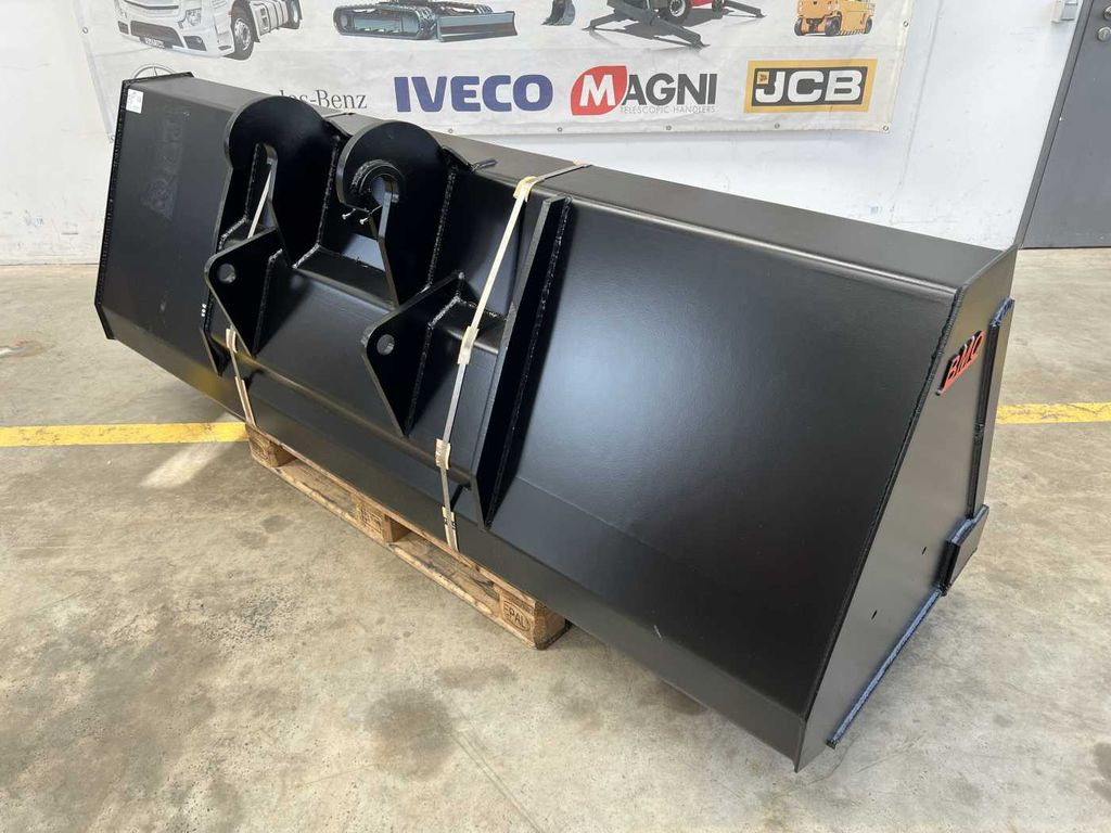 New Excavator bucket for Construction machinery BMO Erdschaufel / Schaufel / Magni / 2.500 / NEU BMO Erdschaufel / Schaufel / Magni / 2.500 / NEU: picture 7 New Excavator bucket for Construction machinery BMO Erdschaufel / Schaufel / Magni / 2.500 / NEU BMO Erdschaufel / Schaufel / Magni / 2.500 / NEU: picture 7