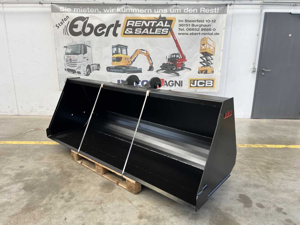 BMO Erdschaufel / Schaufel / Magni / 2.500 / NEU - Excavator bucket for Construction machinery: picture 1 BMO Erdschaufel / Schaufel / Magni / 2.500 / NEU - Excavator bucket for Construction machinery: picture 1