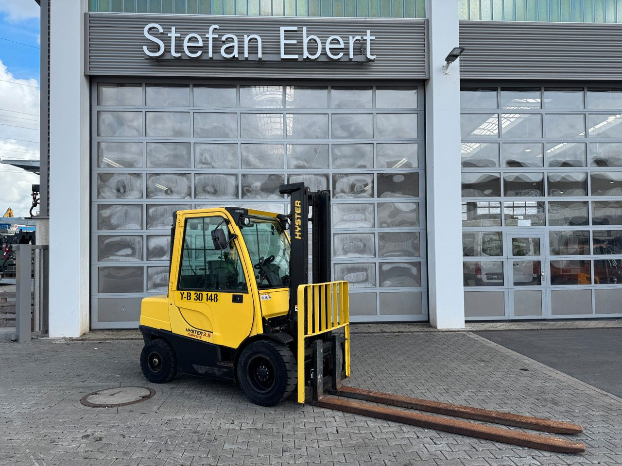 Hyster H3.5FT / nur 858h! / 3.610mm / SS - Diesel forklift: picture 1 Hyster H3.5FT / nur 858h! / 3.610mm / SS - Diesel forklift: picture 1