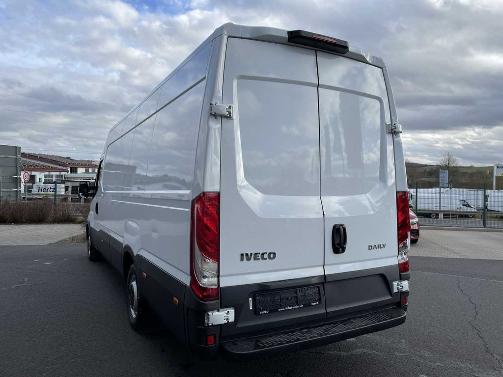 Iveco Daily 35 S 16 A8 V *Klima*Automatik*L4.100mm* - Panel van: picture 4 Iveco Daily 35 S 16 A8 V *Klima*Automatik*L4.100mm* - Panel van: picture 4