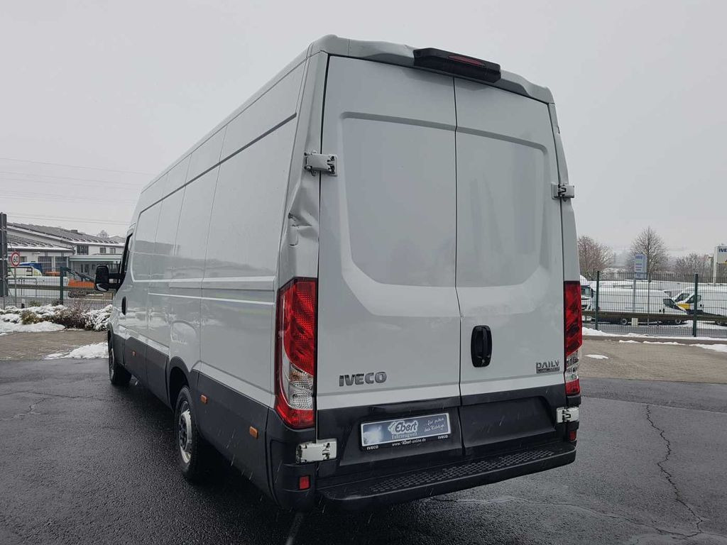 Iveco Daily 35 S16 A8 V *Klima*Automatik*L4.100mm* - Panel van: picture 4 Iveco Daily 35 S16 A8 V *Klima*Automatik*L4.100mm* - Panel van: picture 4