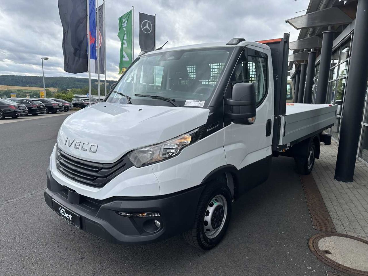 Iveco Daily 35S16 A8 Pritsche *R3.450mm*AHK* - Open body delivery van: picture 3 Iveco Daily 35S16 A8 Pritsche *R3.450mm*AHK* - Open body delivery van: picture 3