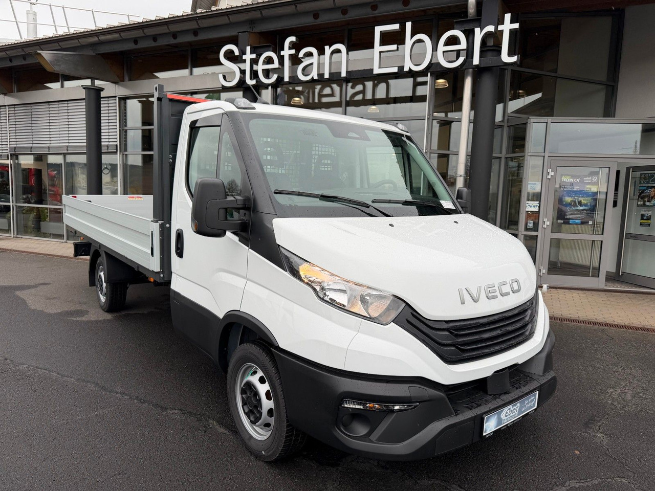 Iveco Daily 35S16 H 3.0L *R3.750mm*AHK*Klima* - Open body delivery van: picture 1 Iveco Daily 35S16 H 3.0L *R3.750mm*AHK*Klima* - Open body delivery van: picture 1