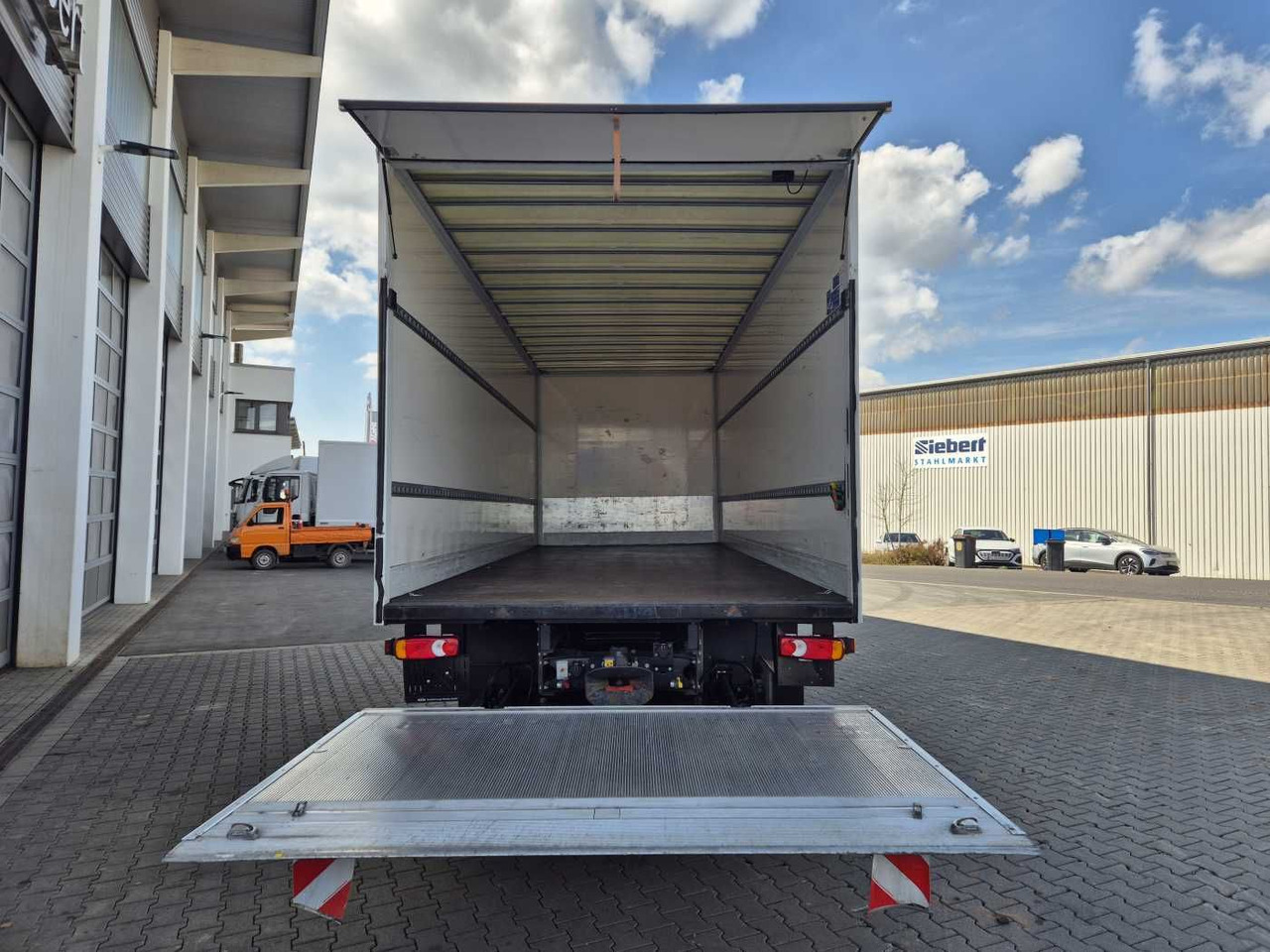 Leasing of  Iveco Eurocargo ML140E28/P 4x2 *LBW*AHK*Klima / 3x Iveco Eurocargo ML140E28/P 4x2 *LBW*AHK*Klima / 3x: picture 8