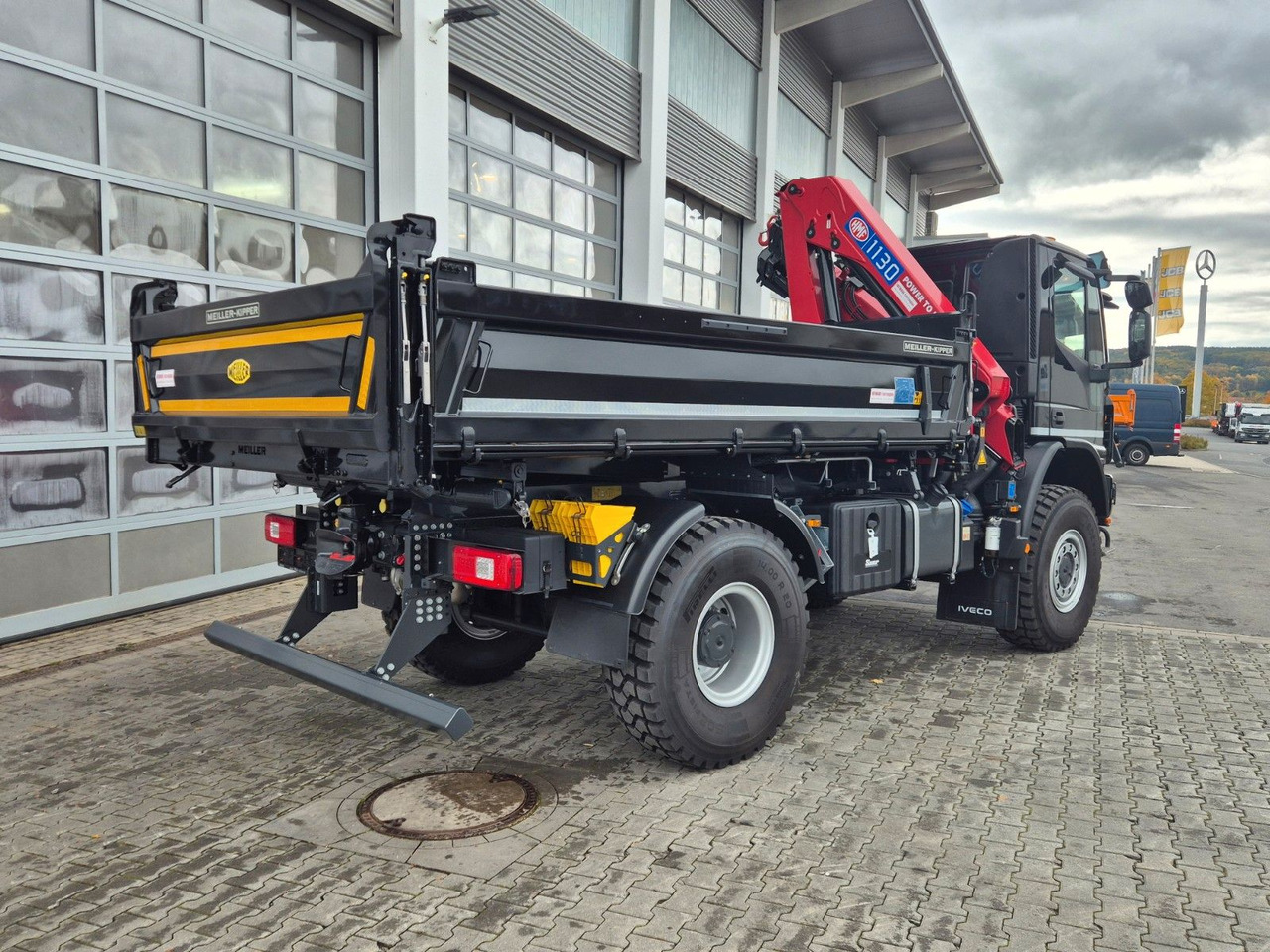 Tipper, Crane truck Iveco Eurocargo ML150E32WS 4x4 Kran HMF 1130K Funk AHK: picture 17