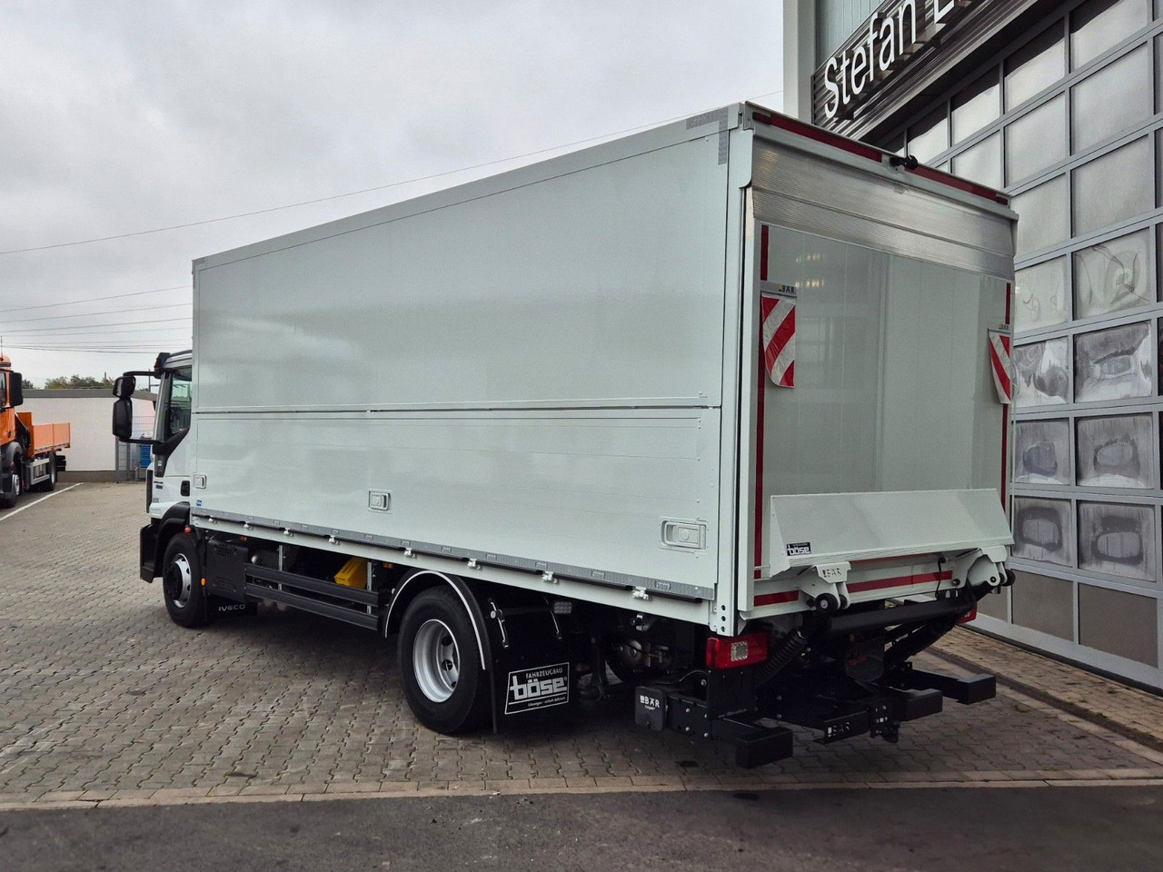 Leasing of  Iveco Eurocargo ML160E28/FP Böse Schwenkwand LBW 2xAHK Iveco Eurocargo ML160E28/FP Böse Schwenkwand LBW 2xAHK: picture 7