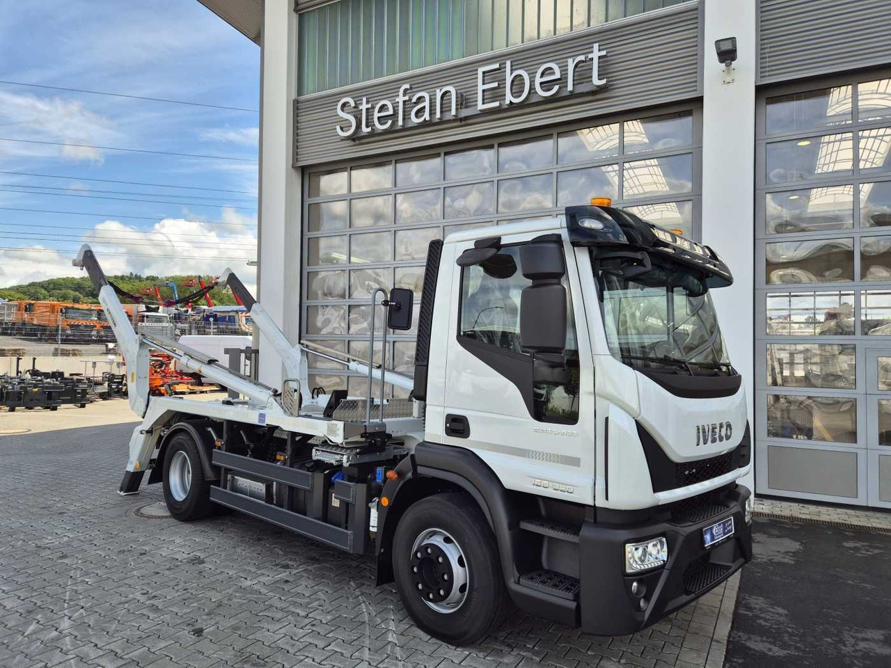 Iveco Eurocargo ML160E32/P Meiller AK 10. T Funk AHK - Tipper: picture 1 Iveco Eurocargo ML160E32/P Meiller AK 10. T Funk AHK - Tipper: picture 1