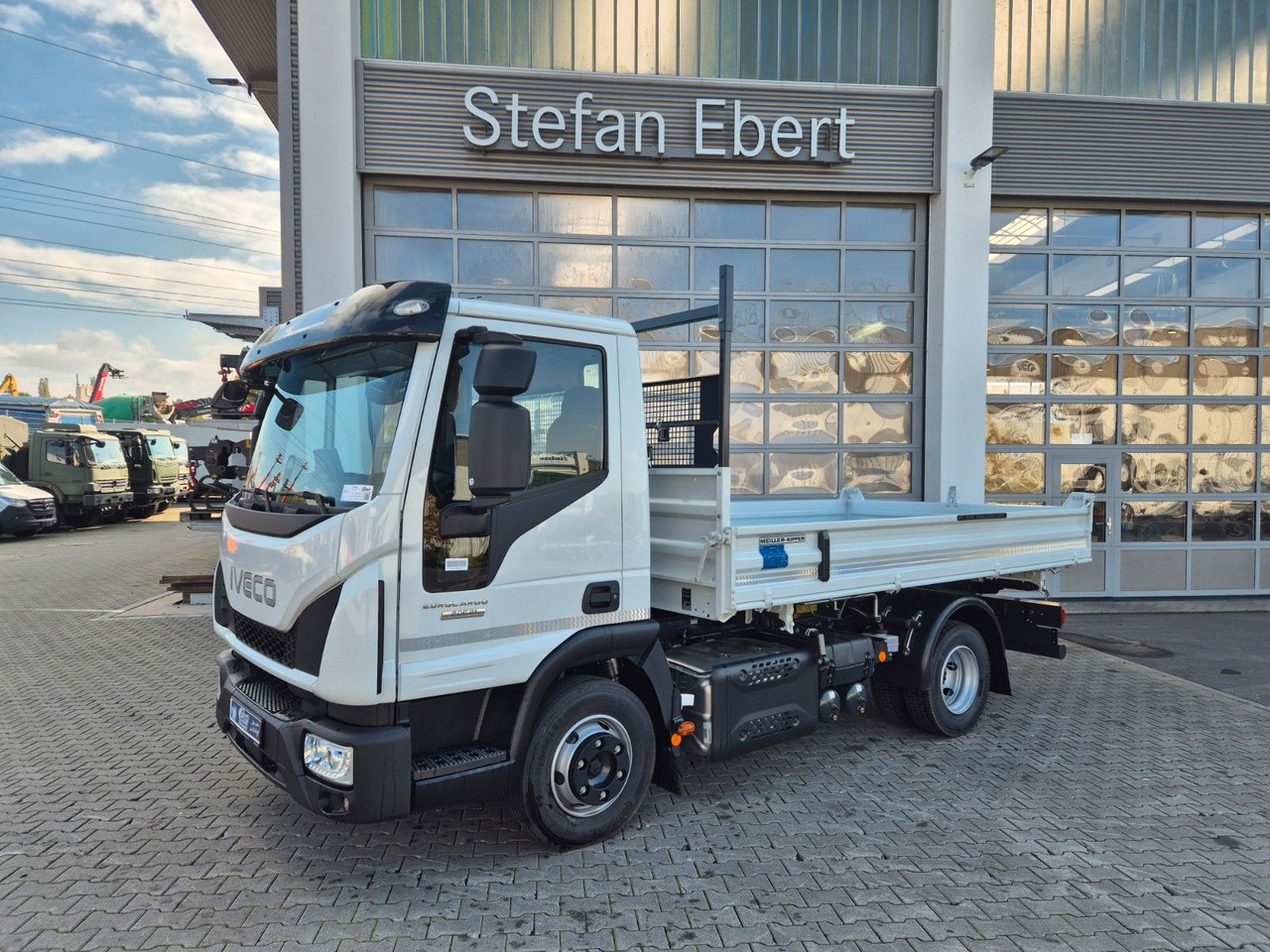 Iveco Eurocargo ML80E21 Meiller 2x AHK 3 Sitze - Tipper: picture 4 Iveco Eurocargo ML80E21 Meiller 2x AHK 3 Sitze - Tipper: picture 4