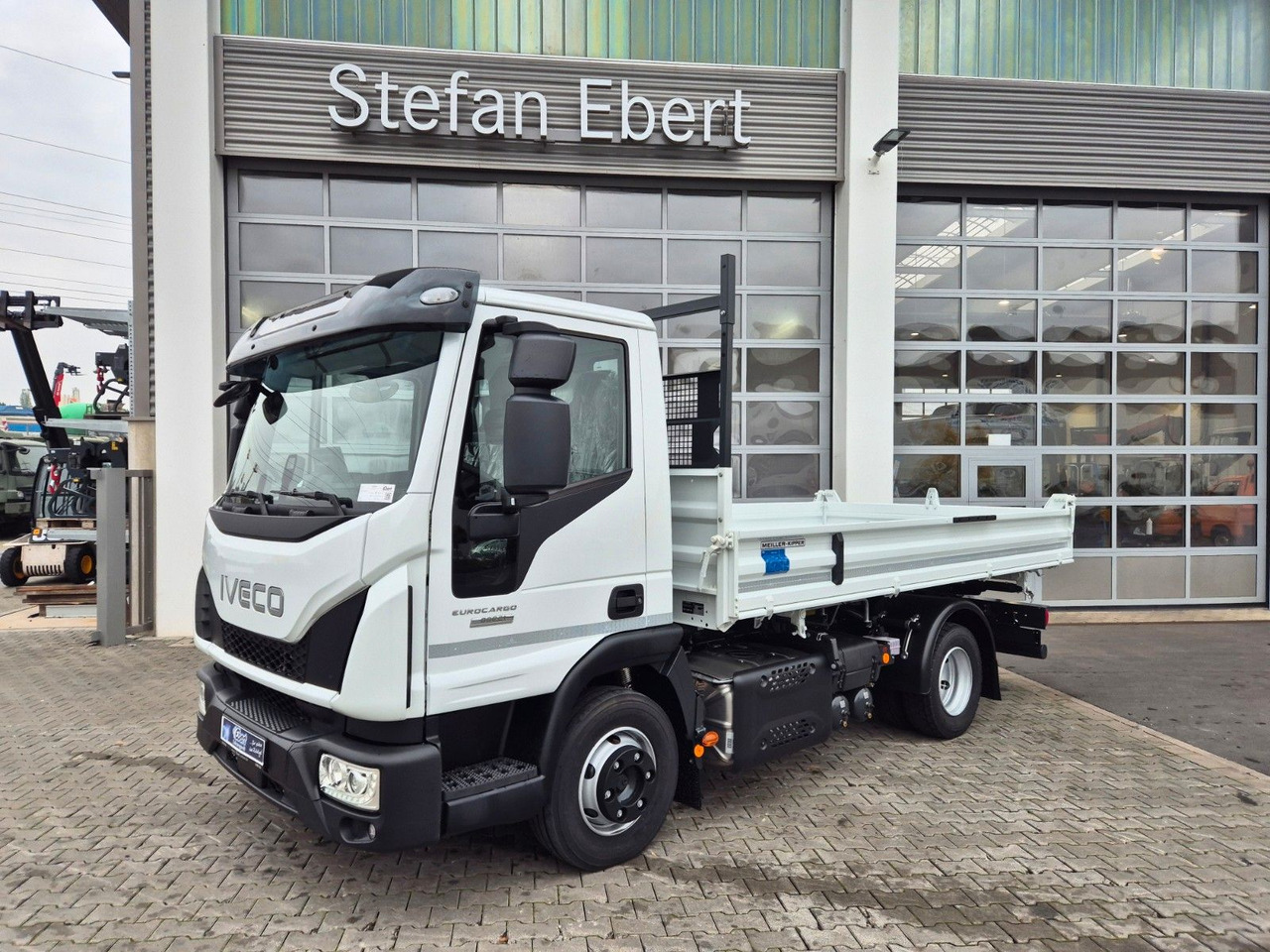 Iveco Eurocargo ML80E21 Meiller Kipper 2x AHK 3 Sitze - Tipper van: picture 4 Iveco Eurocargo ML80E21 Meiller Kipper 2x AHK 3 Sitze - Tipper van: picture 4