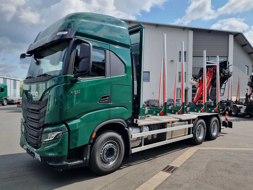 Iveco X-WAY AS300X57ZP ON+ 6x4 Palfinger Epsilon M12 Z - Timber truck, Crane truck: picture 3 Iveco X-WAY AS300X57ZP ON+ 6x4 Palfinger Epsilon M12 Z - Timber truck, Crane truck: picture 3