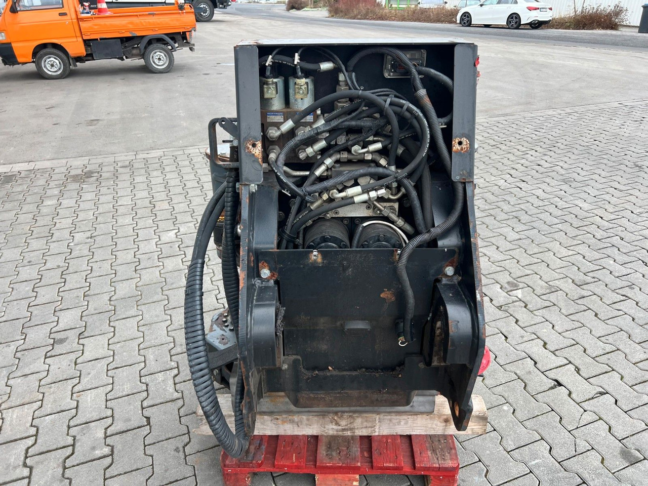 Kinshofer KM 634-0,35-3Z Fällgreifer Greifersäge - Grapple: picture 5 Kinshofer KM 634-0,35-3Z Fällgreifer Greifersäge - Grapple: picture 5