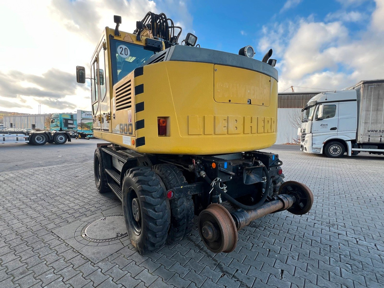 Liebherr A 900 C ZW Litronic / 19.393 h / 2011 - Wheel excavator: picture 5 Liebherr A 900 C ZW Litronic / 19.393 h / 2011 - Wheel excavator: picture 5