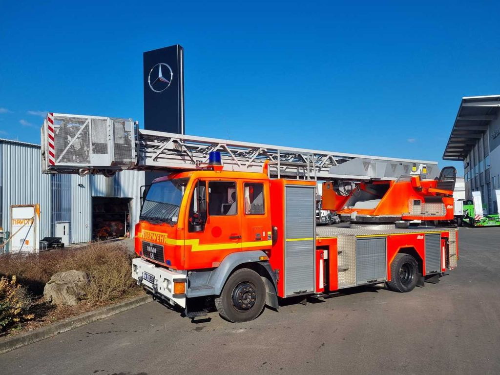 MAN 15.284LC Metz DLK 23-12 Feuerwehr Drehleiter - Crane truck: picture 2 MAN 15.284LC Metz DLK 23-12 Feuerwehr Drehleiter - Crane truck: picture 2
