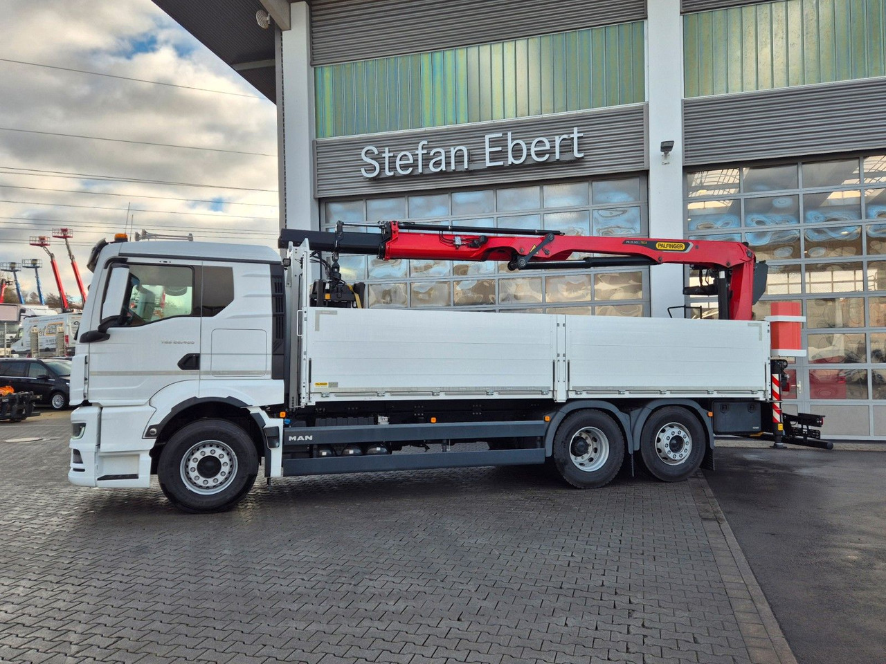 MAN TGS 26.470 6x2-4 LL Baustoff Palfinger PK20.501L - Dropside/ Flatbed truck, Crane truck: picture 5 MAN TGS 26.470 6x2-4 LL Baustoff Palfinger PK20.501L - Dropside/ Flatbed truck, Crane truck: picture 5