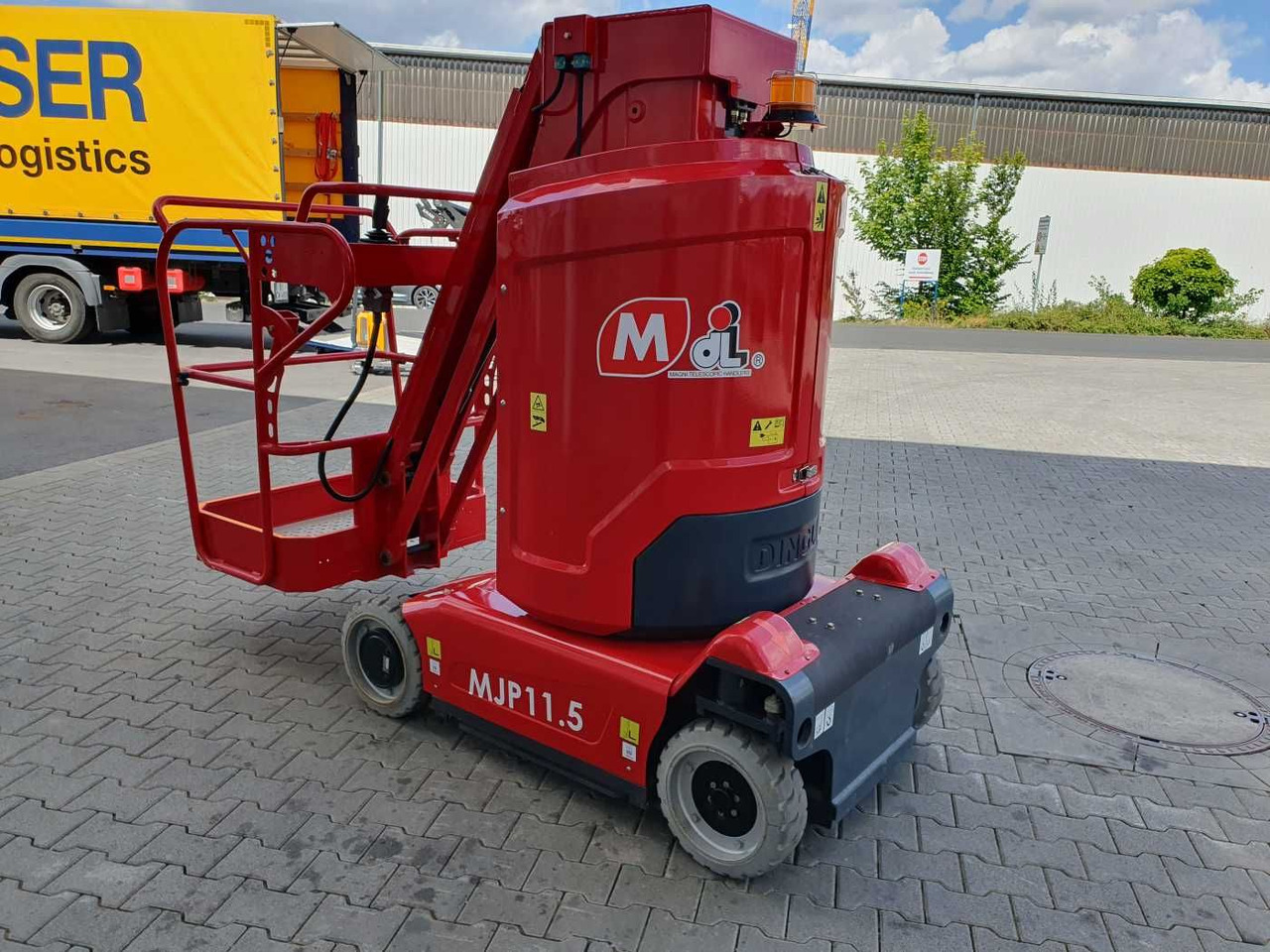 Magni MJP11.5 / Mastbühne / 11,2m! / nur 49h! - Truck mounted aerial platform: picture 5 Magni MJP11.5 / Mastbühne / 11,2m! / nur 49h! - Truck mounted aerial platform: picture 5