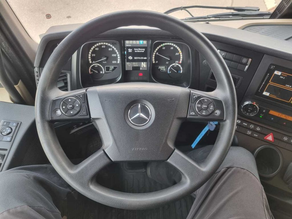 Leasing of Mercedes-Benz Actros 1845 L 4x2 Standklima SoloStar Retarder  Mercedes-Benz Actros 1845 L 4x2 Standklima SoloStar Retarder: picture 11