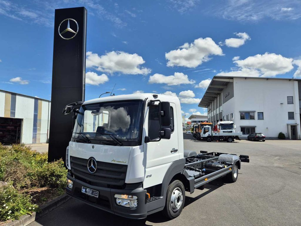 Mercedes-Benz Atego 818 L Fahrgestell, 6 Stück vorhanden Mercedes-Benz Atego 818 L Fahrgestell, 2 Stück vorhanden - Cab chassis truck: picture 1 Mercedes-Benz Atego 818 L Fahrgestell, 6 Stück vorhanden Mercedes-Benz Atego 818 L Fahrgestell, 2 Stück vorhanden - Cab chassis truck: picture 1
