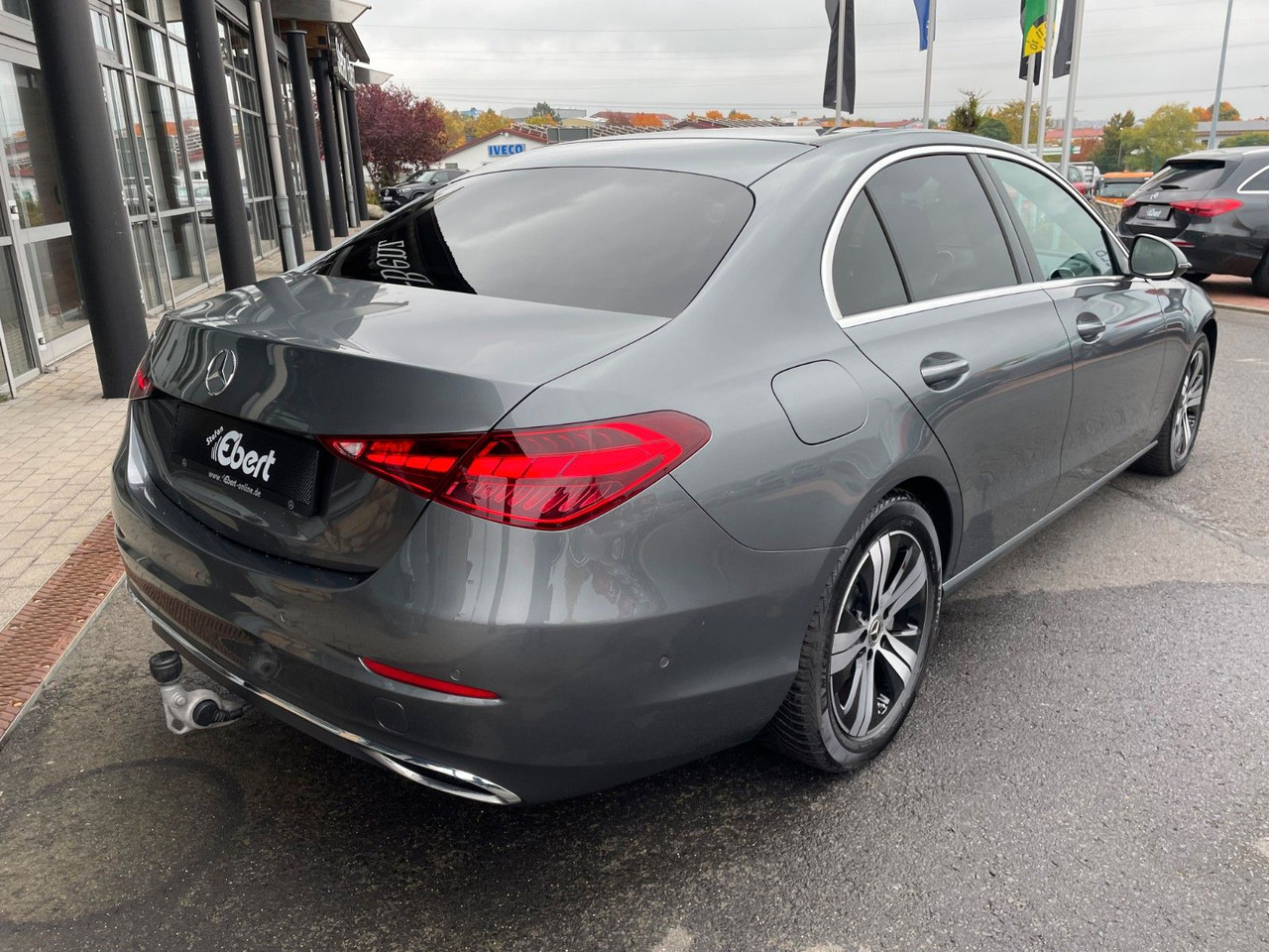 Mercedes-Benz C 180 AVANTGARDE R-Kamera+AHK+TOTW+Ambiente - Saloon car: picture 4 Mercedes-Benz C 180 AVANTGARDE R-Kamera+AHK+TOTW+Ambiente - Saloon car: picture 4