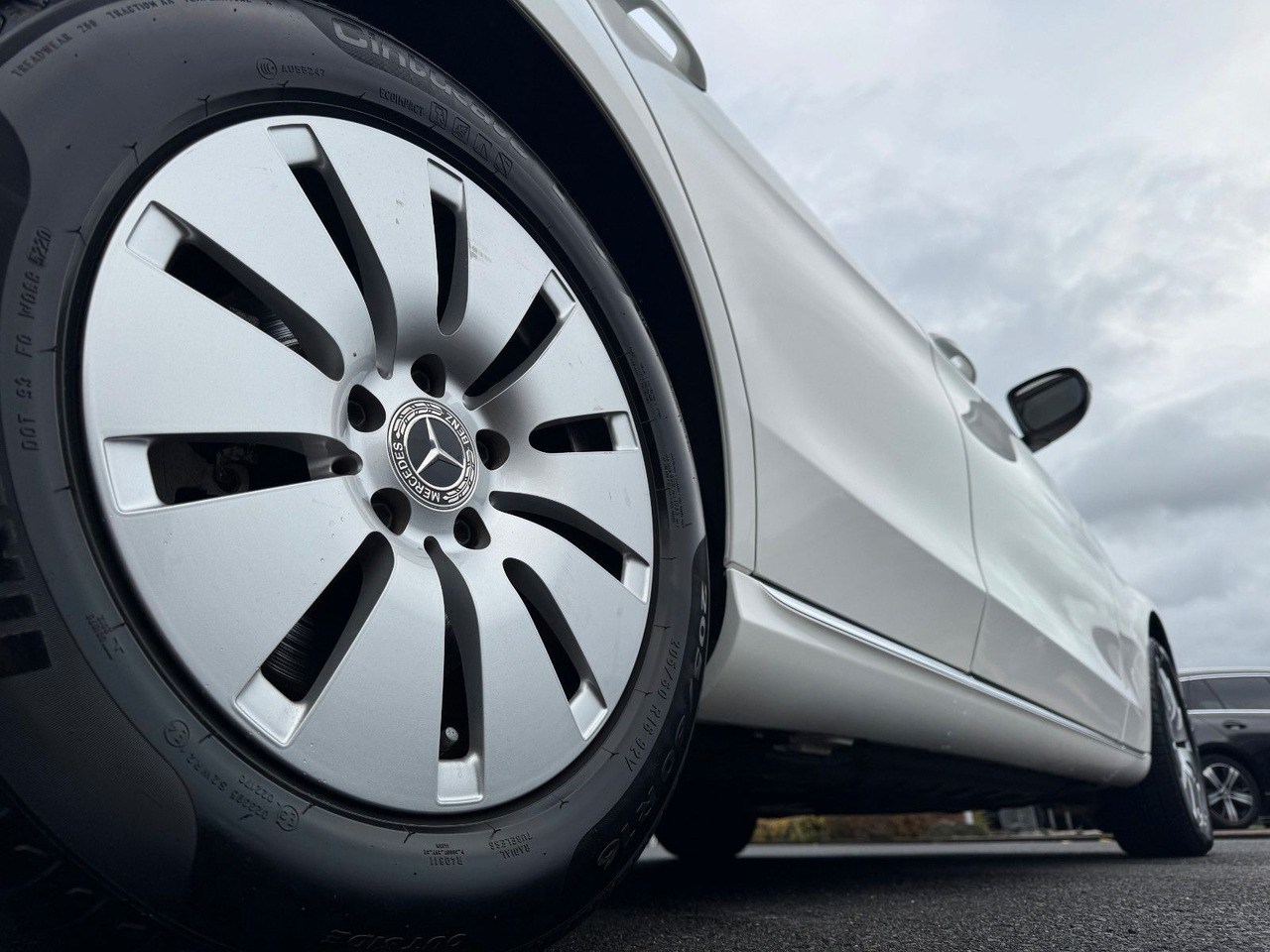 Mercedes-Benz C 180d T LED+RKamera+SHZ+DAB - Estate car: picture 5 Mercedes-Benz C 180d T LED+RKamera+SHZ+DAB - Estate car: picture 5