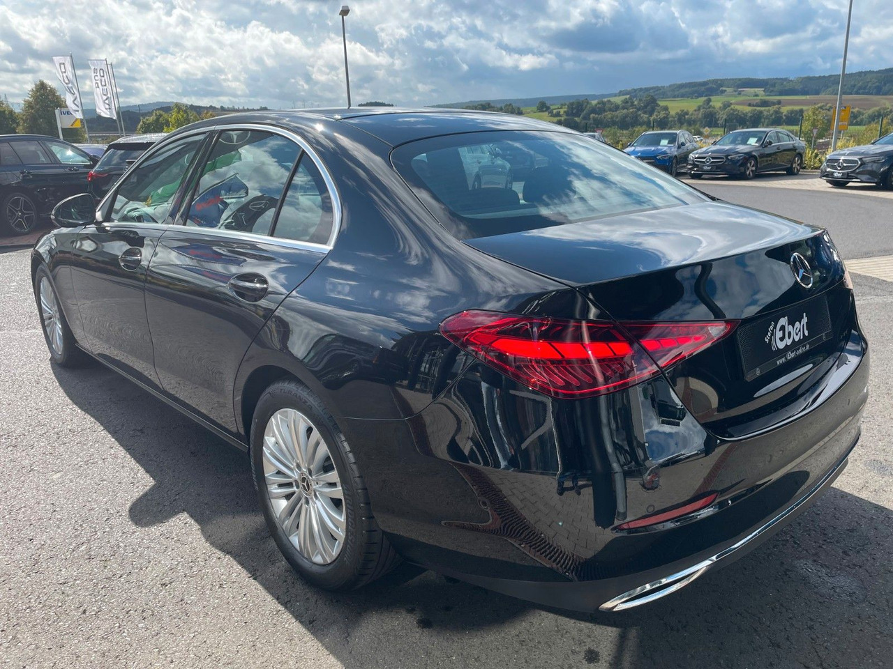 Mercedes-Benz C 200 d AVANTGARDE 360°+TOTW+Carplay+Ambiente - Saloon car: picture 3 Mercedes-Benz C 200 d AVANTGARDE 360°+TOTW+Carplay+Ambiente - Saloon car: picture 3