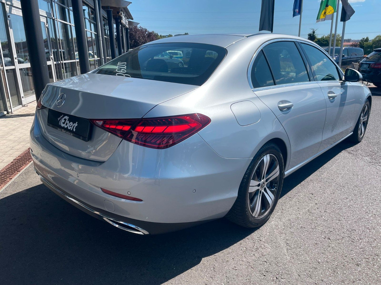 Mercedes-Benz C 220 d AVANTGARDE R-Kamera+Carplay+TotW+Ambient - Saloon car: picture 5 Mercedes-Benz C 220 d AVANTGARDE R-Kamera+Carplay+TotW+Ambient - Saloon car: picture 5