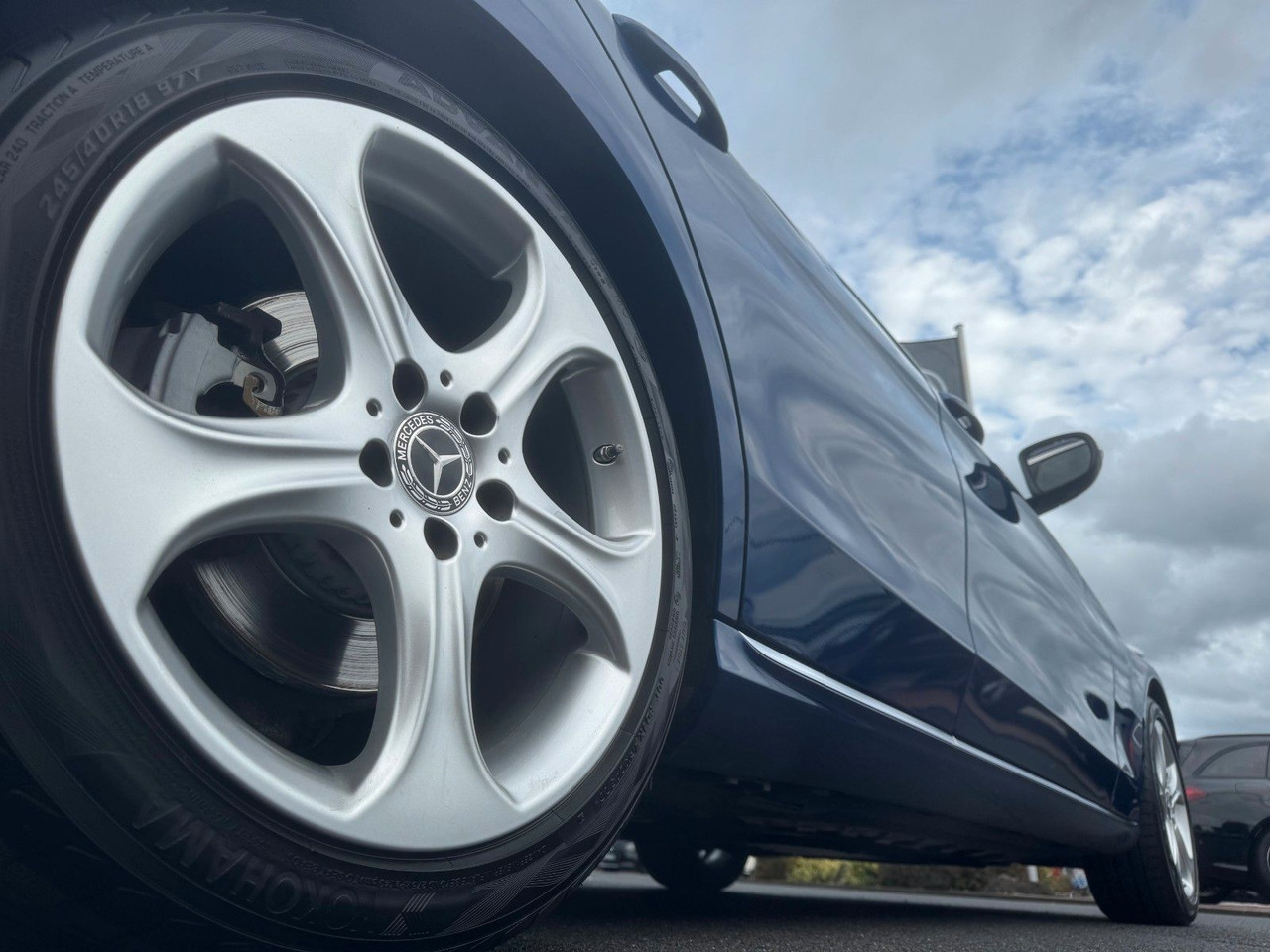 Mercedes-Benz C 300 T Avantgarde+Ambiente+LED+IHC+SpiegelP - Estate car: picture 5 Mercedes-Benz C 300 T Avantgarde+Ambiente+LED+IHC+SpiegelP - Estate car: picture 5