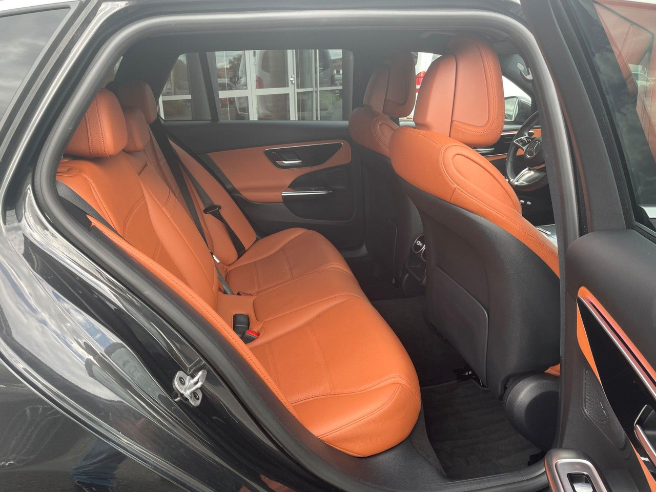 Mercedes-Benz C 300 e T AVANTGARDE R-Kamera+TOTW+Carplay - Estate car: picture 3 Mercedes-Benz C 300 e T AVANTGARDE R-Kamera+TOTW+Carplay - Estate car: picture 3