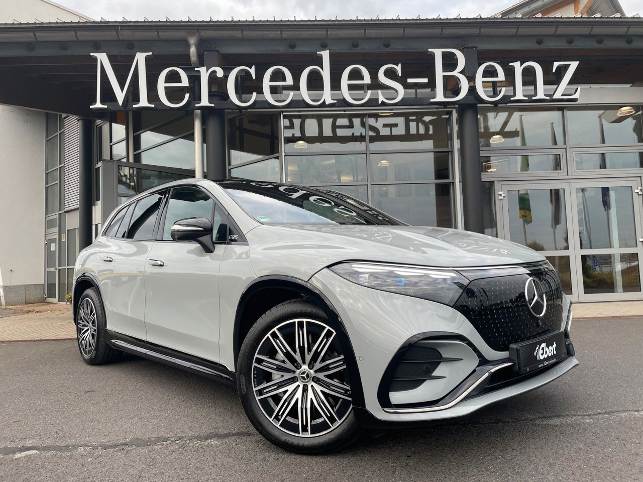 Mercedes-Benz EQS SUV 580 AMG DigL+AIR+HUD+Hyper+Burm+Pano - SUV: picture 1 Mercedes-Benz EQS SUV 580 AMG DigL+AIR+HUD+Hyper+Burm+Pano - SUV: picture 1