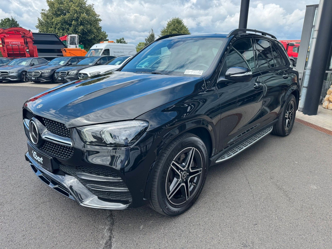 Mercedes-Benz GLE 350de 4M AMG+Pano+AHK+Burm+Distr++HUD+360+ - SUV: picture 2 Mercedes-Benz GLE 350de 4M AMG+Pano+AHK+Burm+Distr++HUD+360+ - SUV: picture 2