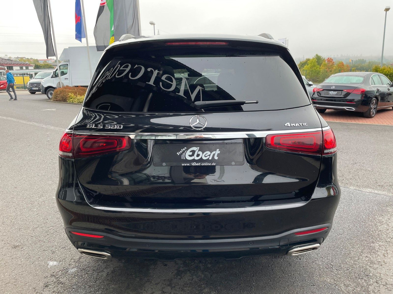 Mercedes-Benz GLS 580 4M AMG Pano+AHK+Burm+7Sitz+HUD+Fond+VOLL - SUV: picture 4 Mercedes-Benz GLS 580 4M AMG Pano+AHK+Burm+7Sitz+HUD+Fond+VOLL - SUV: picture 4