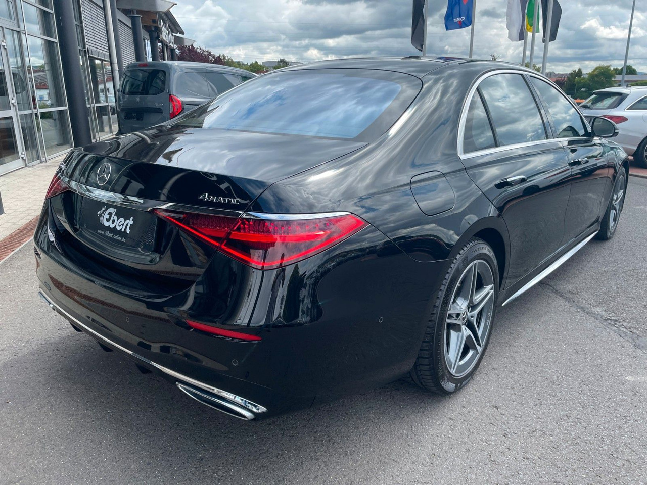 Mercedes-Benz S 400 d 4M Lang AMG+HUD+Burm+3D+Pano+VOLL - Saloon car: picture 4 Mercedes-Benz S 400 d 4M Lang AMG+HUD+Burm+3D+Pano+VOLL - Saloon car: picture 4