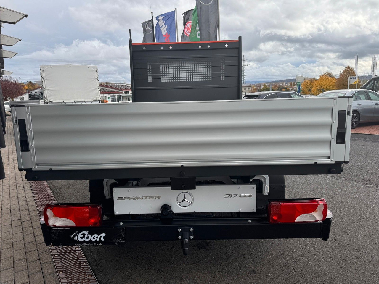 Mercedes-Benz Sprinter 317 CDI DoKa 4325 Klima AHK3,5 Kamera - Curtain side van, Crew cab van: picture 5 Mercedes-Benz Sprinter 317 CDI DoKa 4325 Klima AHK3,5 Kamera - Curtain side van, Crew cab van: picture 5