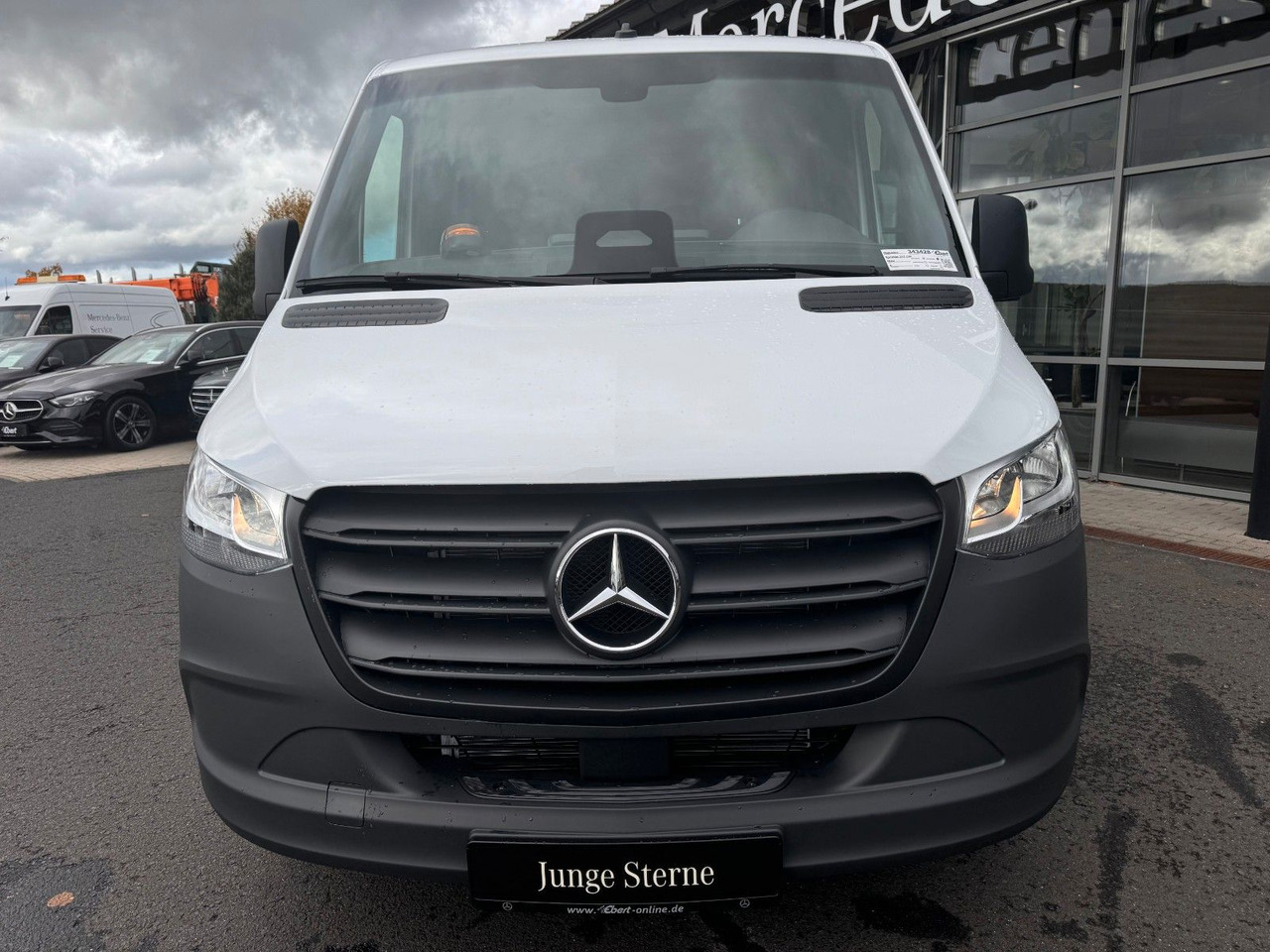 Mercedes-Benz Sprinter 317 CDI DoKa 4325 Klima AHK3,5 Kamera - Curtain side van, Crew cab van: picture 2 Mercedes-Benz Sprinter 317 CDI DoKa 4325 Klima AHK3,5 Kamera - Curtain side van, Crew cab van: picture 2