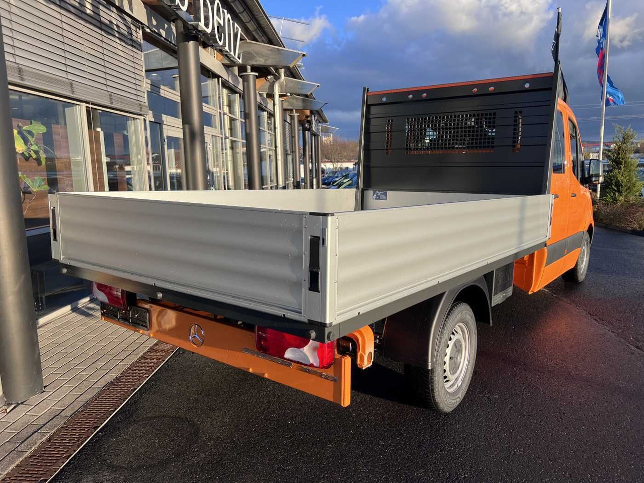 Mercedes-Benz Sprinter 317 CDI DoKa 4325 Klima MBUX Stdheiz - Curtain side van, Crew cab van: picture 4 Mercedes-Benz Sprinter 317 CDI DoKa 4325 Klima MBUX Stdheiz - Curtain side van, Crew cab van: picture 4