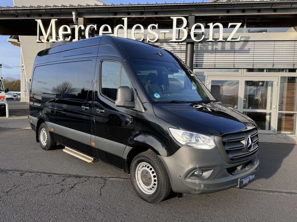 Mercedes-Benz Sprinter 317 CDI Rollstuhl-/Behinderten-Lift AMF - Ambulance: picture 3 Mercedes-Benz Sprinter 317 CDI Rollstuhl-/Behinderten-Lift AMF - Ambulance: picture 3