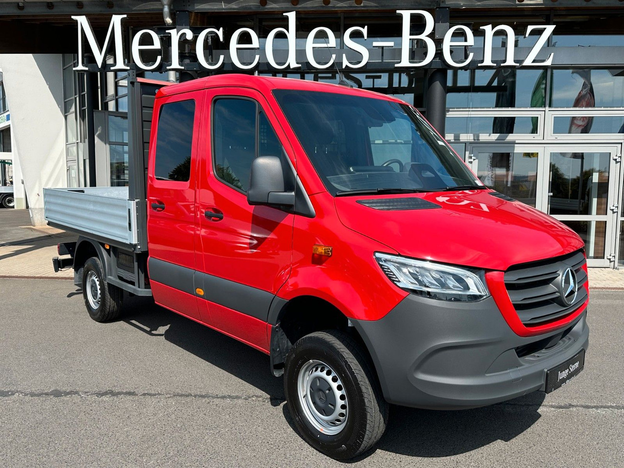 Mercedes-Benz Sprinter 319 CDI 4x4 DoKa Klima AHK3,5to - Open body delivery van, Crew cab van: picture 1 Mercedes-Benz Sprinter 319 CDI 4x4 DoKa Klima AHK3,5to - Open body delivery van, Crew cab van: picture 1