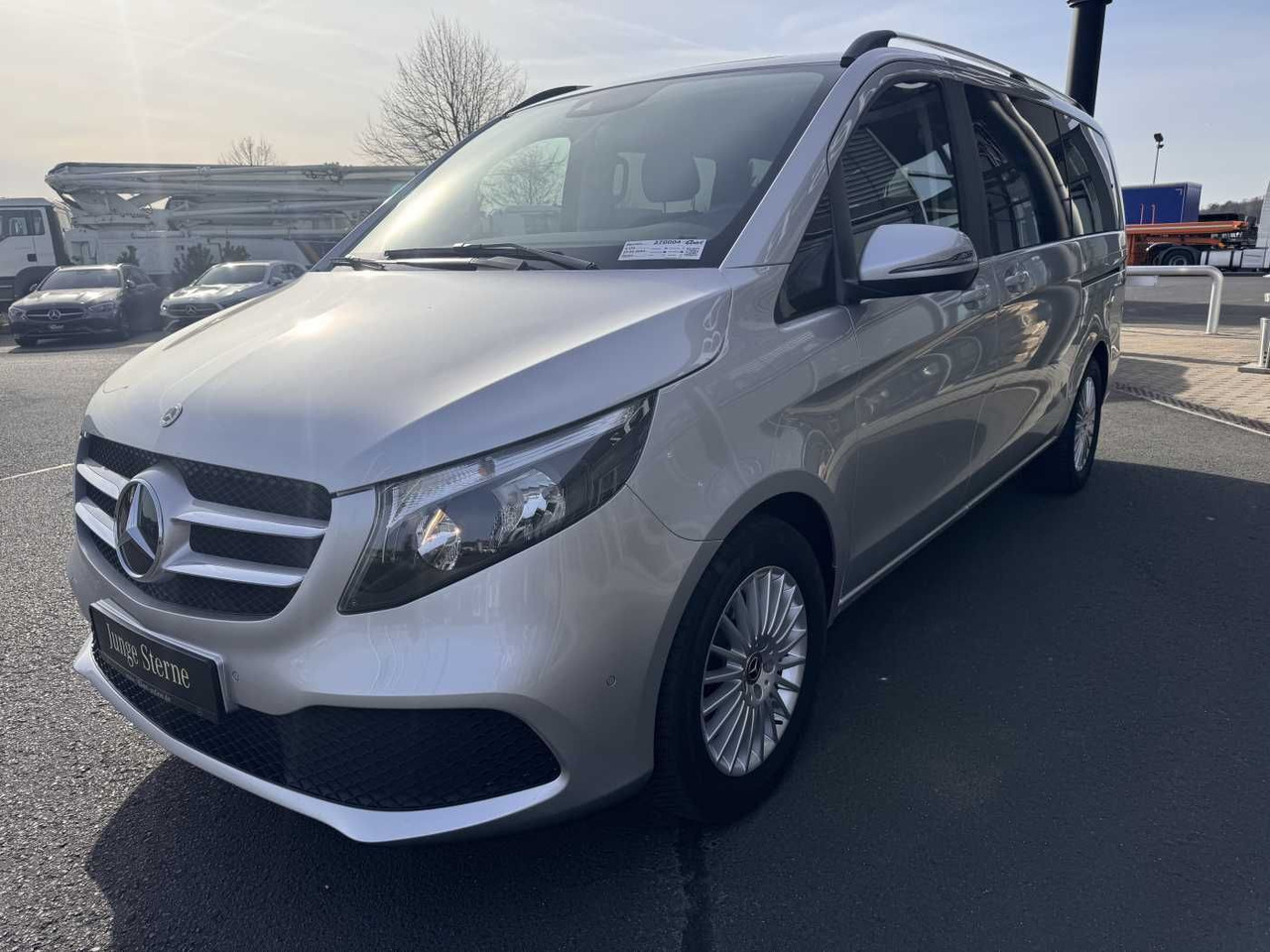 Mercedes-Benz V 220 d EDITION DISTRONIC MBUX Kamera 6Sitze - Car: picture 3 Mercedes-Benz V 220 d EDITION DISTRONIC MBUX Kamera 6Sitze - Car: picture 3