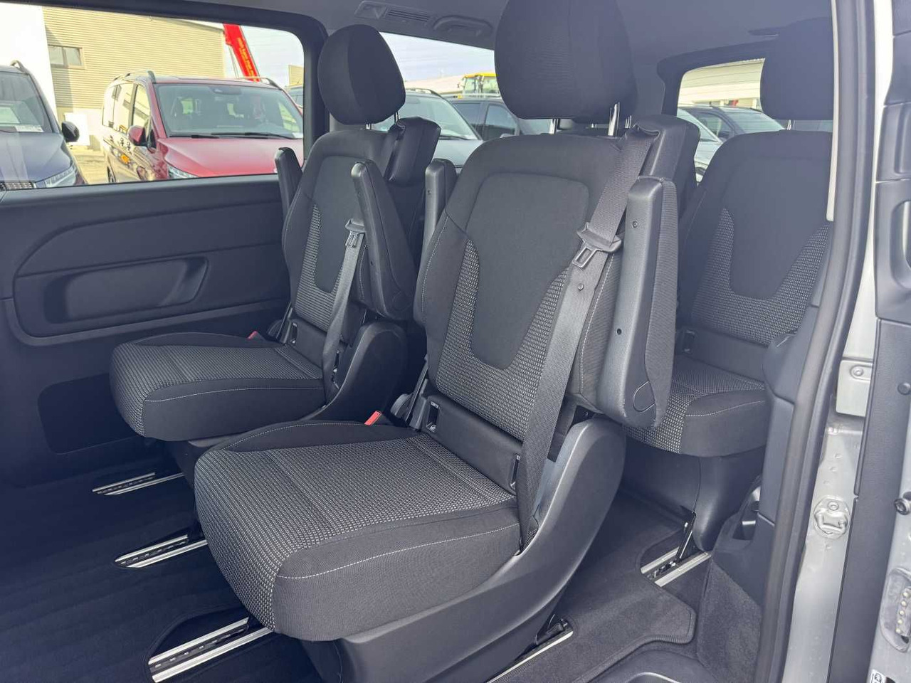 People carrier Mercedes-Benz V 220 d EDITION DISTRONIC MBUX Kamera 6Sitze: picture 8