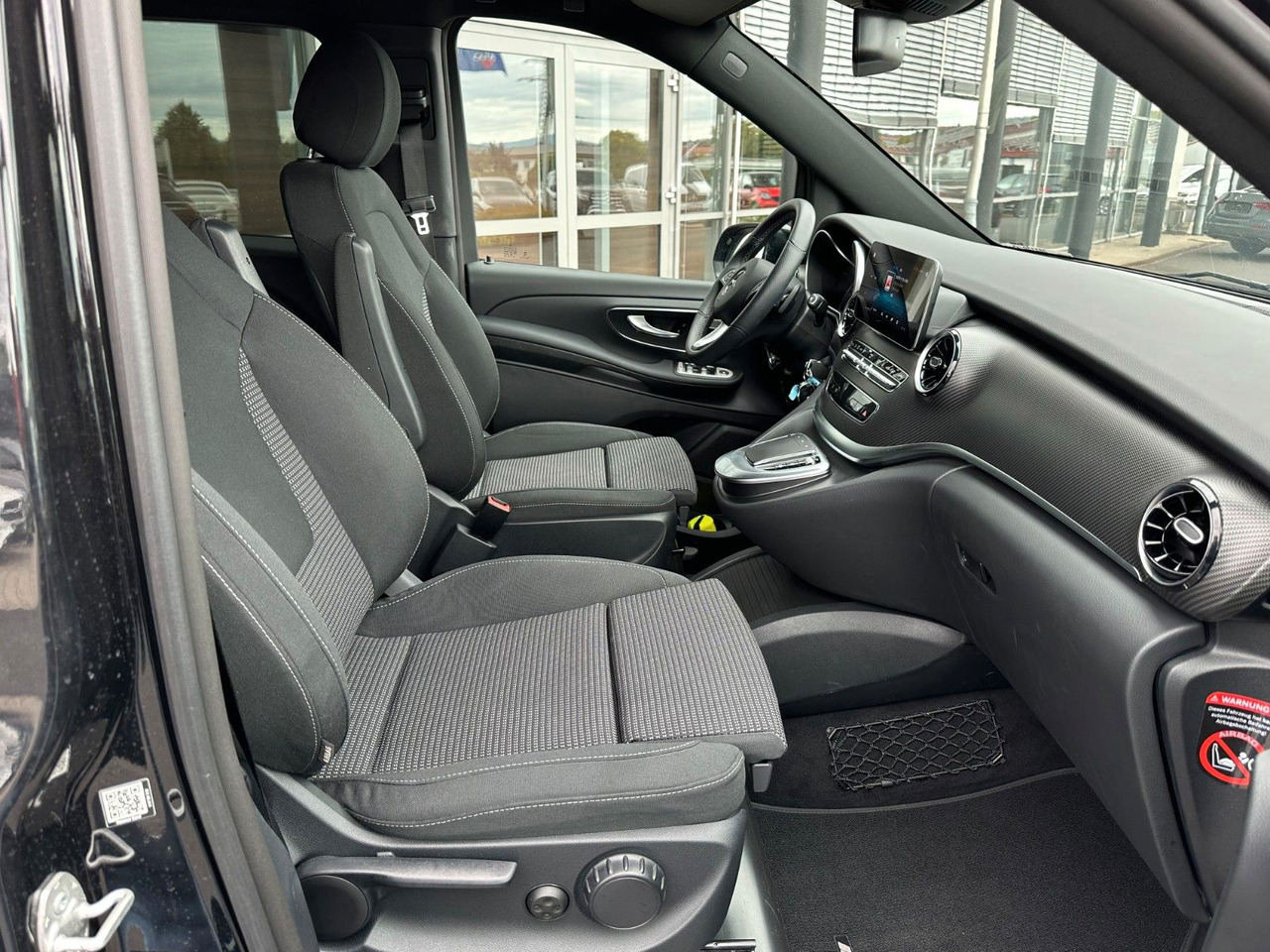 Estate car Mercedes-Benz V 250 d EDITION AMG Kompakt ILS elektr Türen: picture 12
