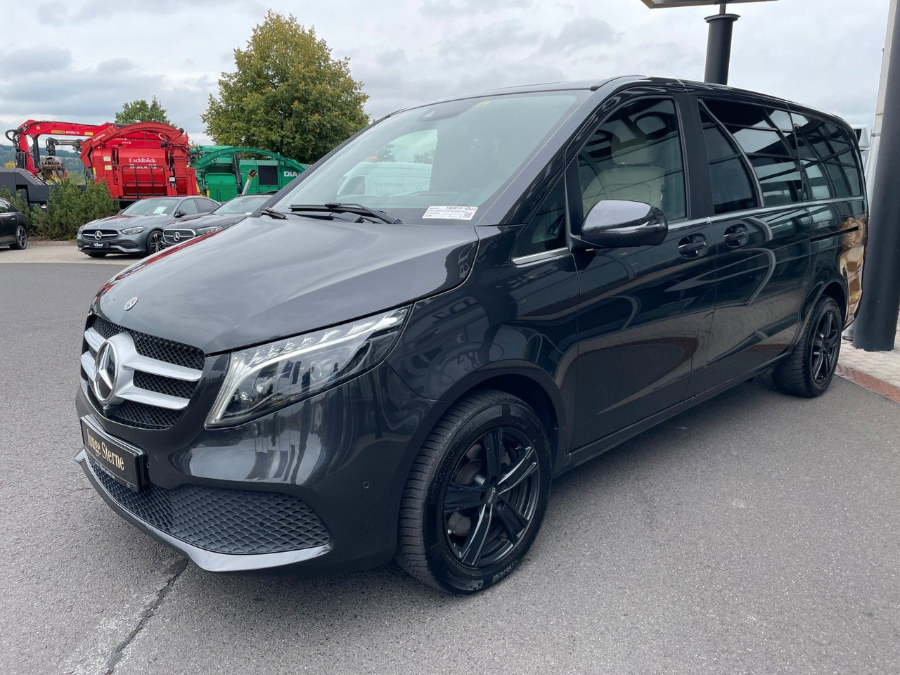 Mercedes-Benz V 300 d AVA ED 4MATIC Sitzklima Burmester 6Sitze - Estate car: picture 2 Mercedes-Benz V 300 d AVA ED 4MATIC Sitzklima Burmester 6Sitze - Estate car: picture 2