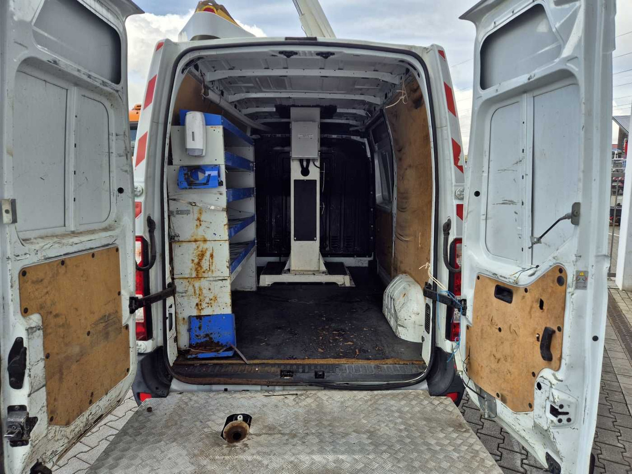 Opel Movano 2.3 CDTI /KLUBB K32, 12,5m - Truck mounted aerial platform: picture 5 Opel Movano 2.3 CDTI /KLUBB K32, 12,5m - Truck mounted aerial platform: picture 5