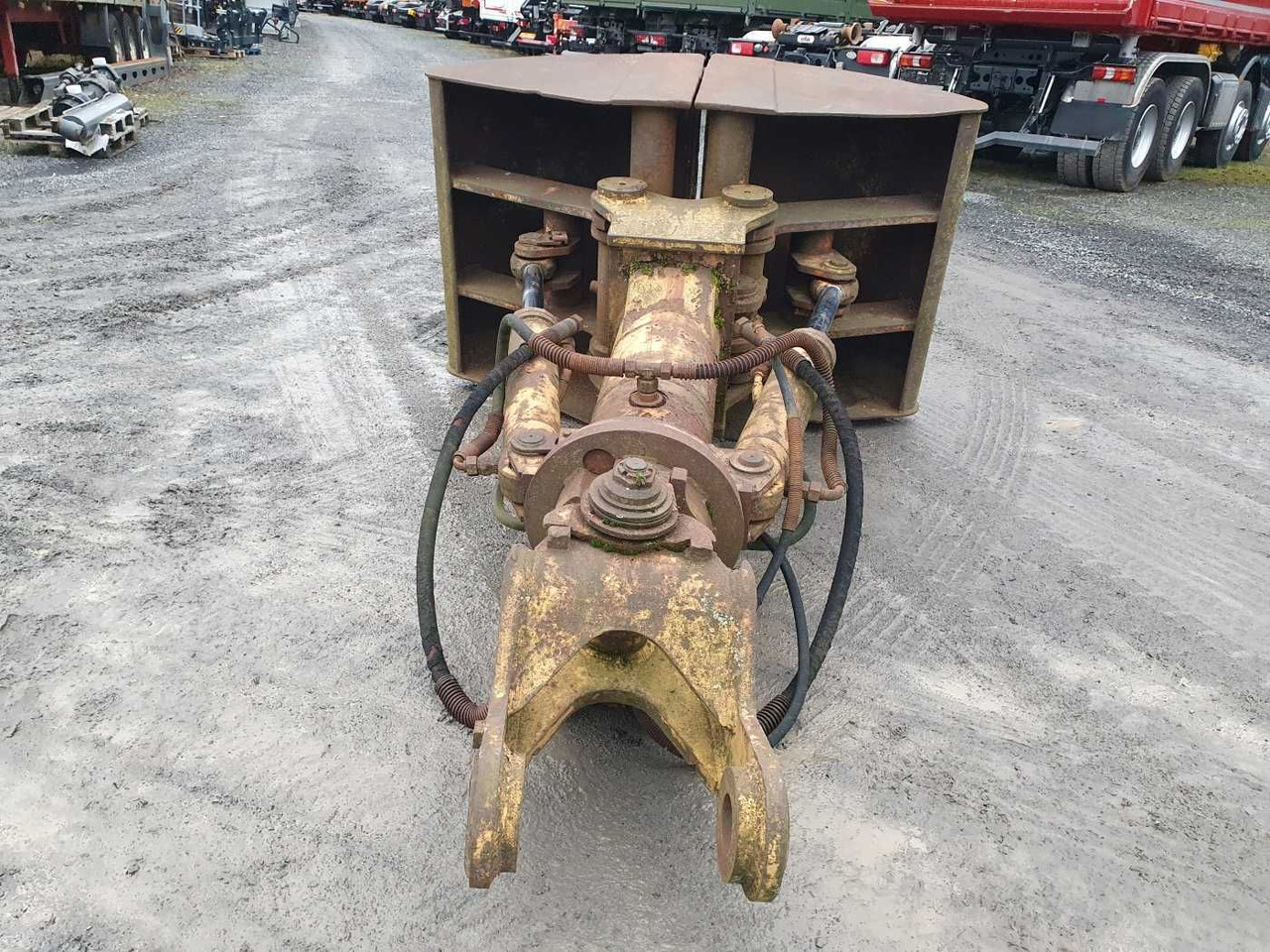 Pendelgreifer / Greifer / inkl. Rotator - Clamshell bucket: picture 4 Pendelgreifer / Greifer / inkl. Rotator - Clamshell bucket: picture 4