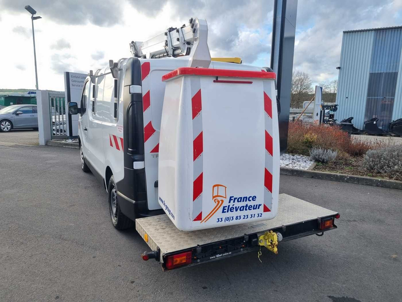 Renault Trafic dCi 120 L1H1 / France Elavateur 10,6m - Truck mounted aerial platform: picture 5 Renault Trafic dCi 120 L1H1 / France Elavateur 10,6m - Truck mounted aerial platform: picture 5