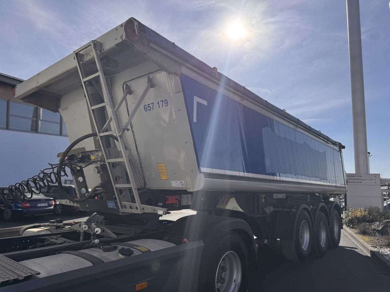 Schmitz Cargobull SGF*S3 SKI 24 SL 7.2 Mulde 23m³ Liftachse 5x Schmitz Cargobull SGF*S3 SKI 24 SL 7.2 Alu-Mulde 23m³ Liftachse - Tipper semi-trailer: picture 2 Schmitz Cargobull SGF*S3 SKI 24 SL 7.2 Mulde 23m³ Liftachse 5x Schmitz Cargobull SGF*S3 SKI 24 SL 7.2 Alu-Mulde 23m³ Liftachse - Tipper semi-trailer: picture 2